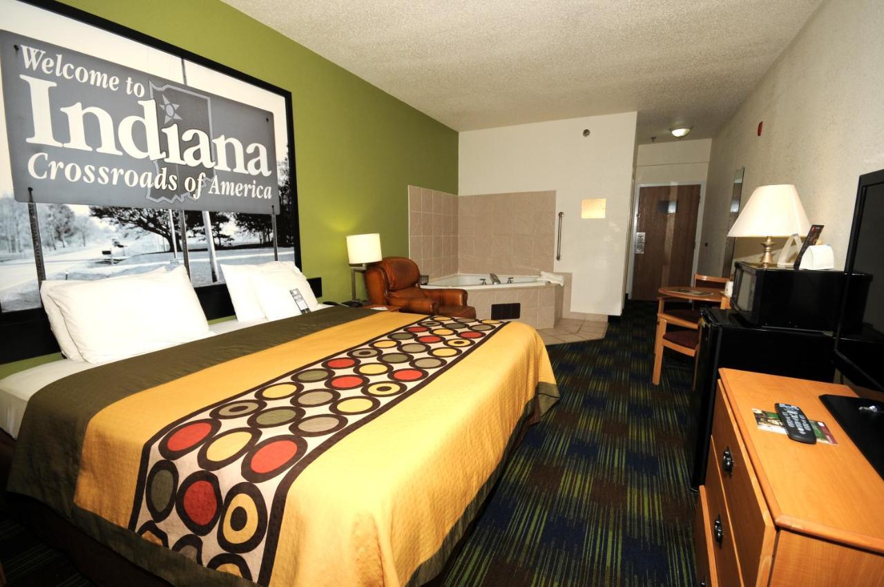Super 8 By Wyndham Corydon Otel Dış mekan fotoğraf
